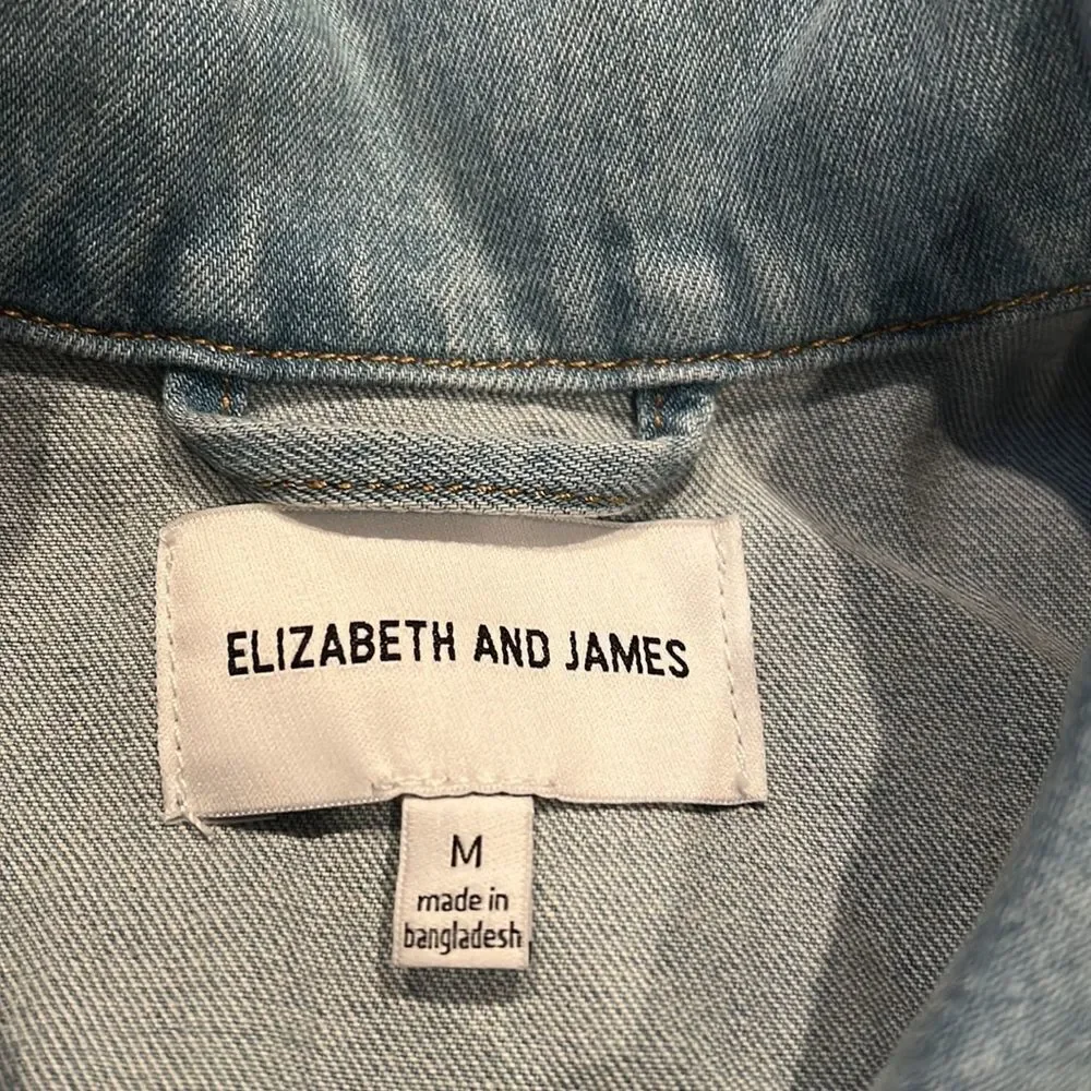 Elizabeth & James Light Wash Boxy Denim Jacket M light wash